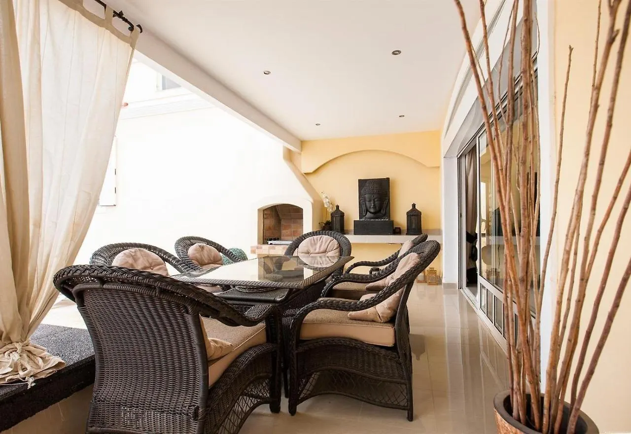 Villa Romano Costa Adeje  0*,